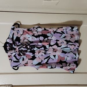 Floral tank with tie